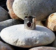 Sterling silver ring with carnelian